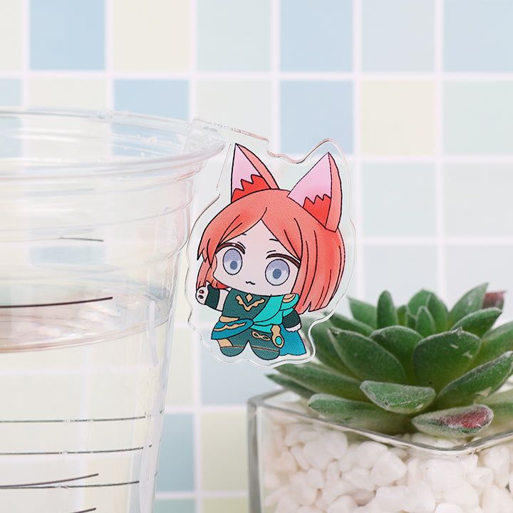Acrylic cover cup hanger