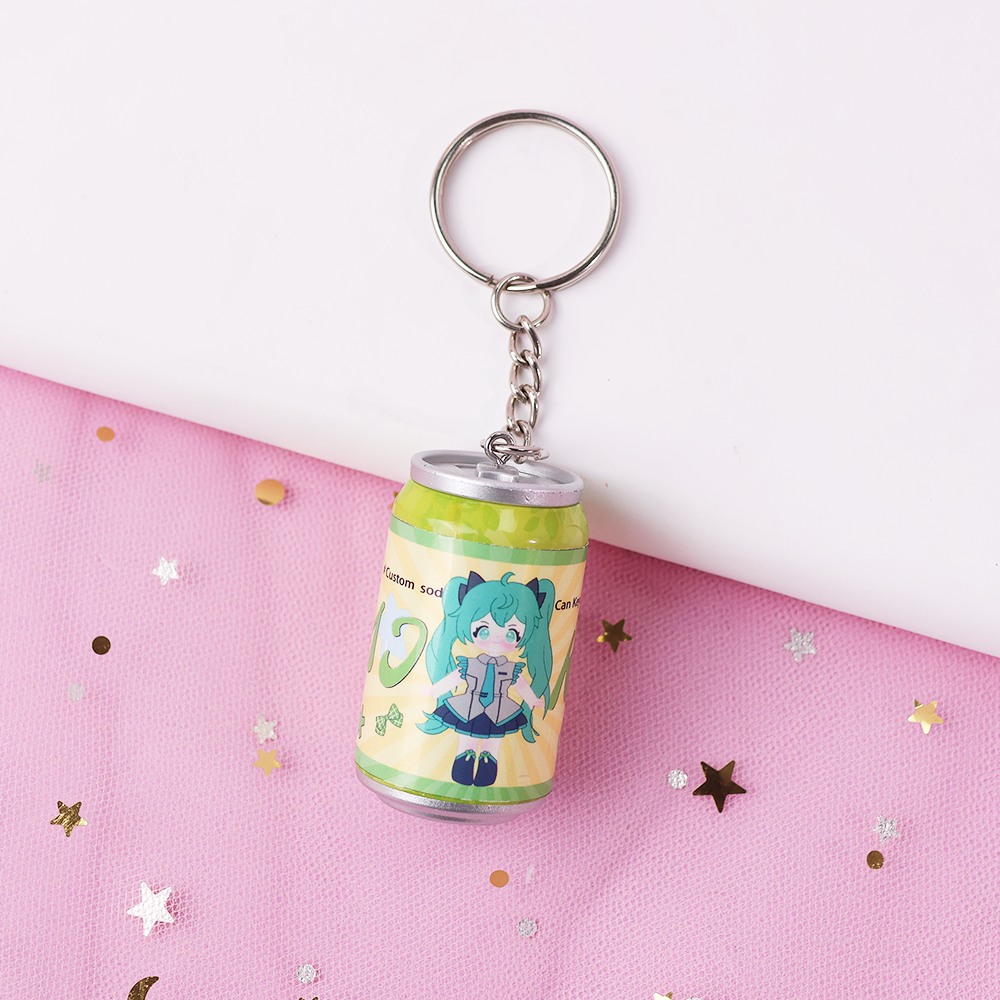 Custom drink can keychain