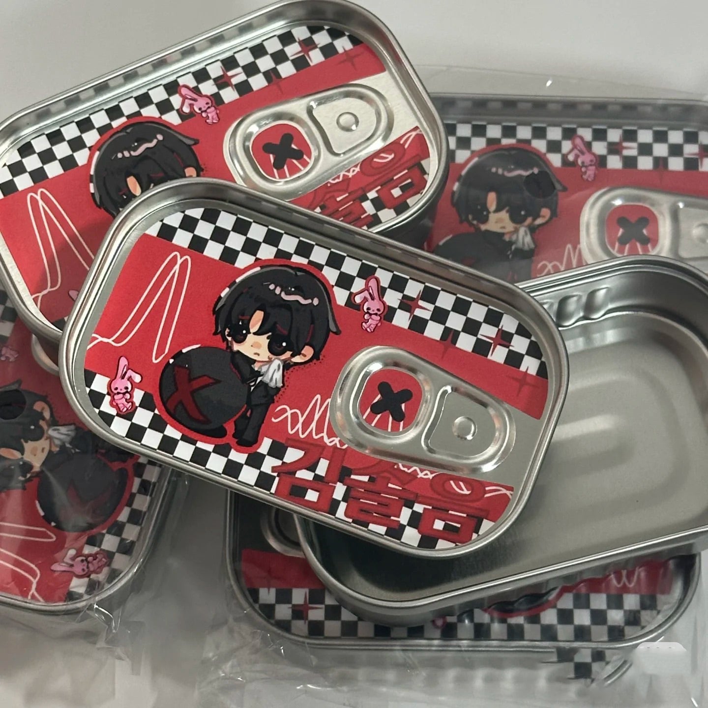 custom tin can