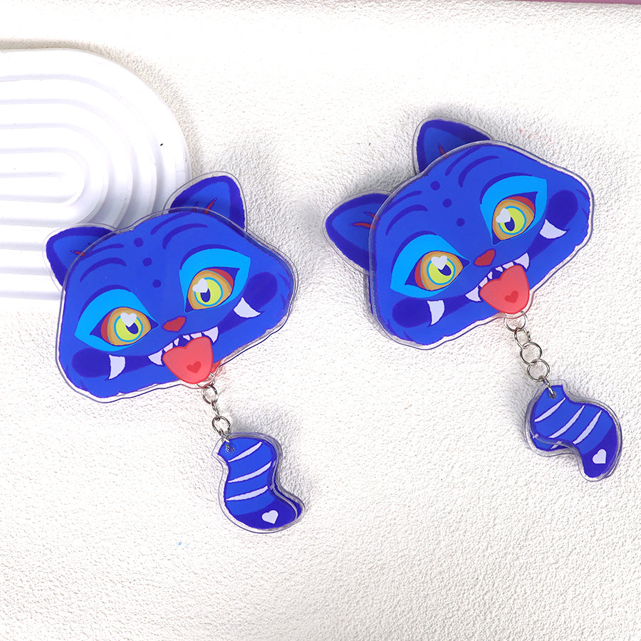 Custom acrylic keychain(movable and luminous)
