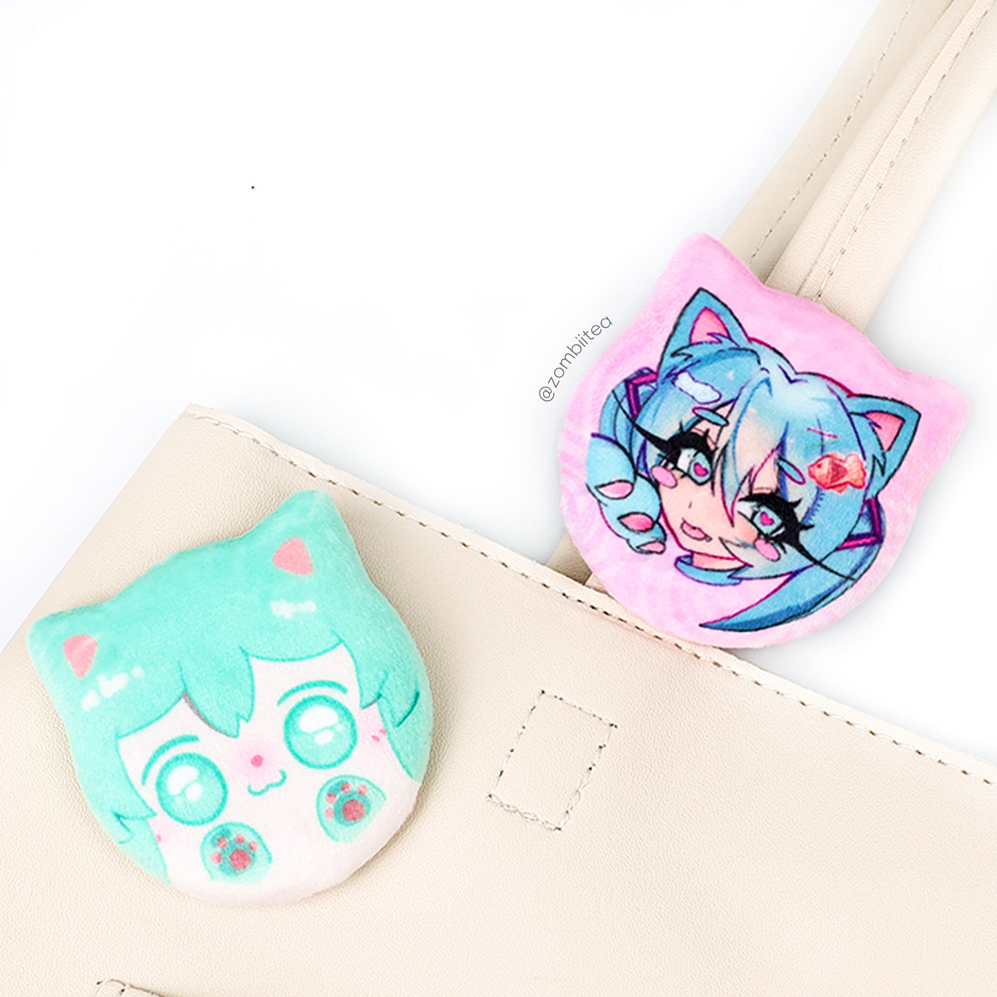 Custom  Cat Head Plush Badge
