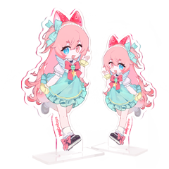 Standees